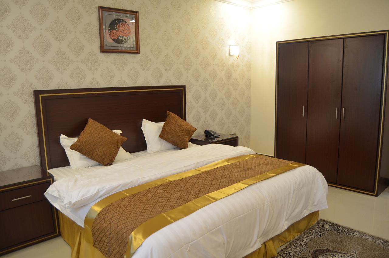 Almanzel Althahabi Aparthotel 담맘 외부 사진